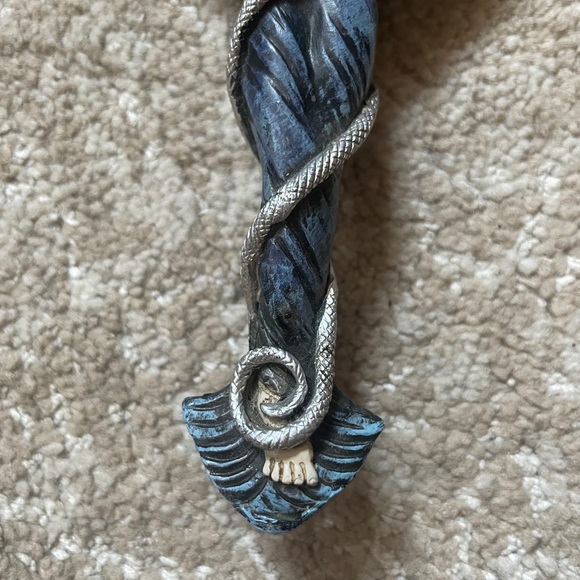 Hand Mirror - Picture 3 of 7